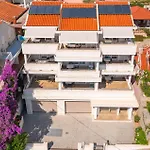 1 Bedroom Stunning Apartment In Molunat شقة مولونات
