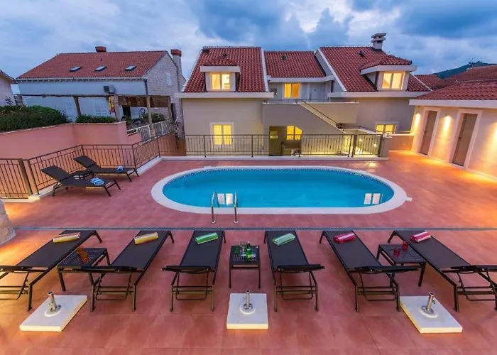 1 Bedroom Gorgeous In *